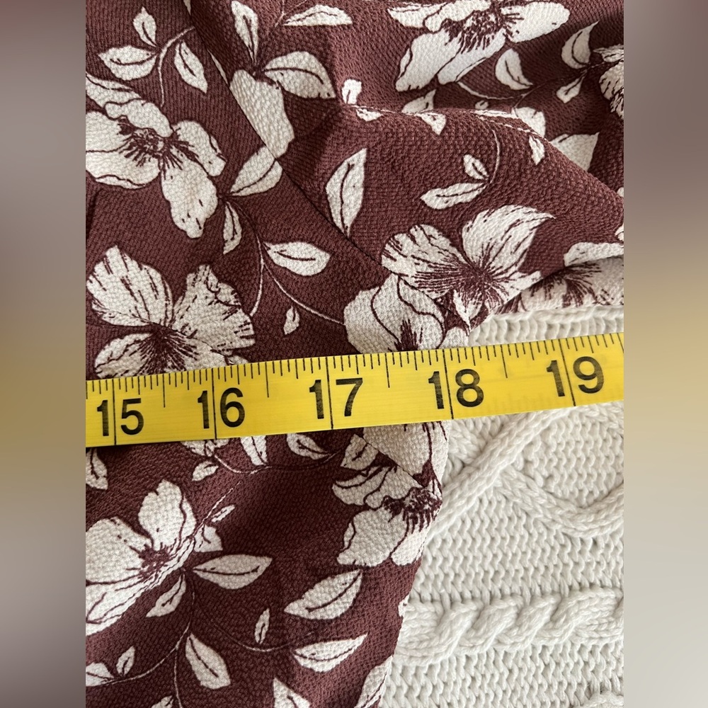 New! Monteau Floral Wrap Blouse Elastic Waist Women’s Size Medium - Picture 11 of 16